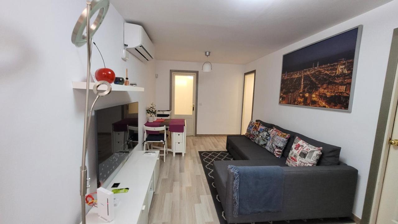 Apartaments B O D Collblanc L'Hospitalet de Llobregat Exterior photo